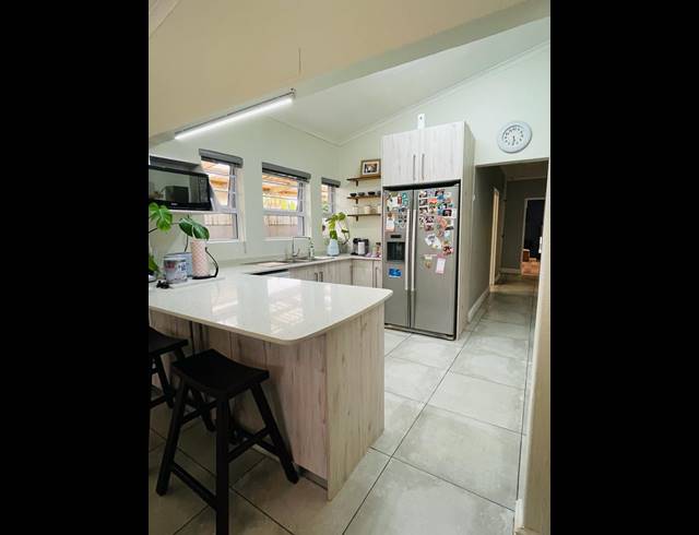 3 BEDROOM HOUSE RENTED IN WINDSOR PARK